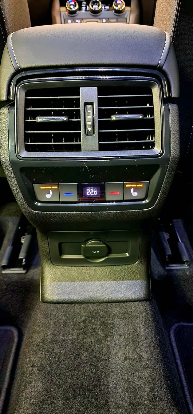 Škoda Karoq 2.0 TSI SportLine 4x4 DSG