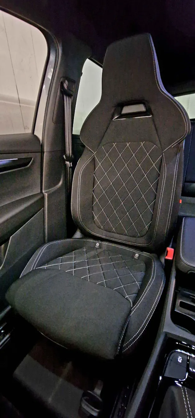 Škoda Karoq 2.0 TSI SportLine 4x4 DSG