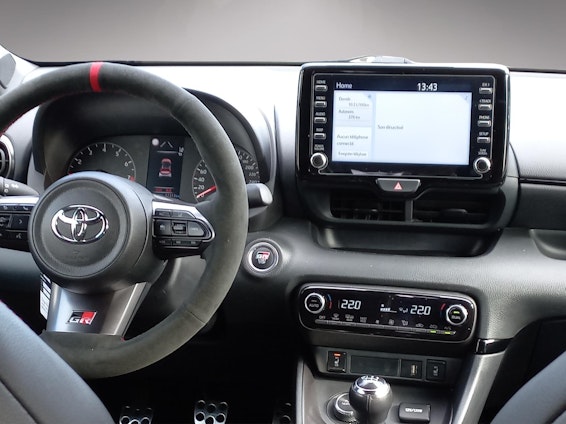 Vehicle image 10 Vehicle image 10