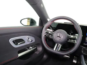 Mercedes-Benz CLA 220 8G-DCT 4Matic