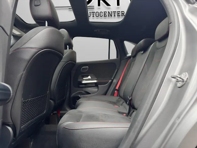 Mercedes-Benz GLA 45 AMG 4Matic+ 8G-Speedshift DCT