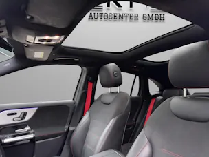 Mercedes-Benz GLA 45 AMG 4Matic+ 8G-Speedshift DCT
