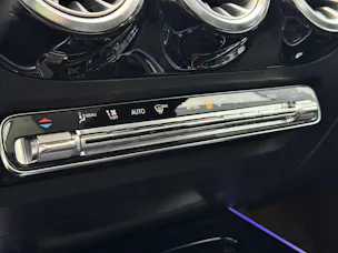 Mercedes-Benz GLA 45 AMG 4Matic+ 8G-Speedshift DCT
