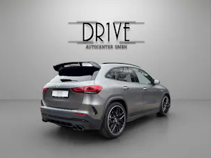 Mercedes-Benz GLA 45 AMG 4Matic+ 8G-Speedshift DCT