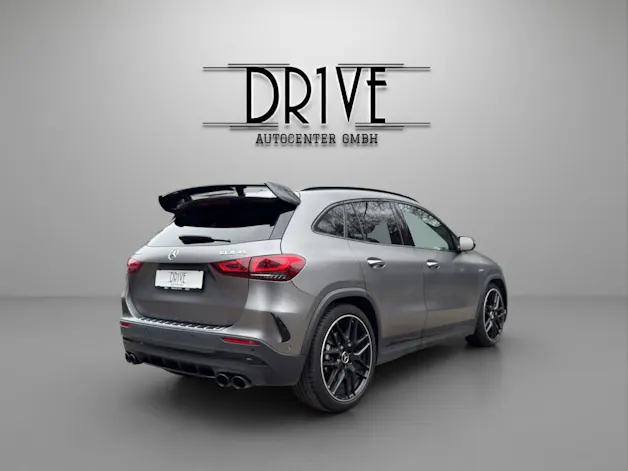 Mercedes-Benz GLA 45 AMG 4Matic+ 8G-Speedshift DCT