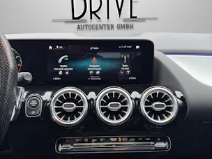 Mercedes-Benz GLA 45 AMG 4Matic+ 8G-Speedshift DCT