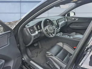 Volvo XC60 2.0 B5 MH Ultimate Dark AWD