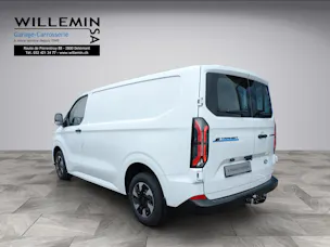 Ford Transit Custom Van 320 L1H1 65kWh Trend