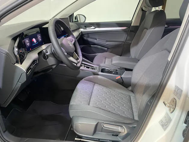 VW Golf Variant 1.5 eTSI mHEV Life