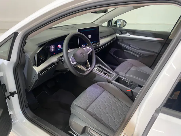 VW Golf Variant 1.5 eTSI mHEV Life
