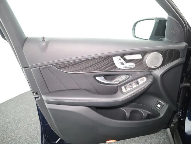Mercedes-Benz GLC 300 de AMG Line 4M A