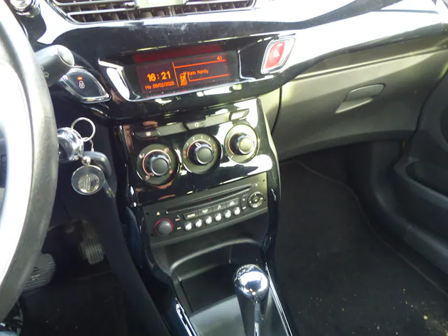 DS Automobiles AUTOMOBILES DS3 1.6 VTi SO Chic Automatic