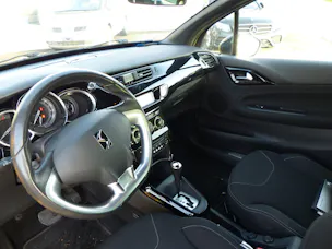 DS Automobiles AUTOMOBILES DS3 1.6 VTi SO Chic Automatic