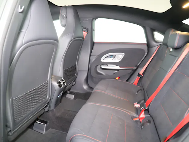 Mercedes-Benz CLA 200 8G-DCT 4Matic