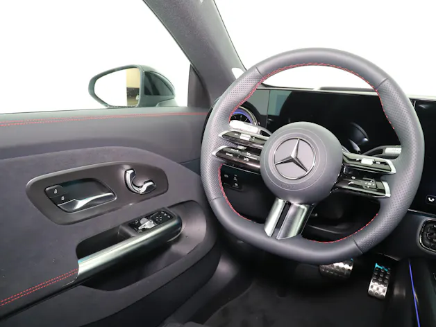 Mercedes-Benz CLA 200 8G-DCT 4Matic