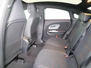 Mercedes-Benz CLA 200 8G-DCT