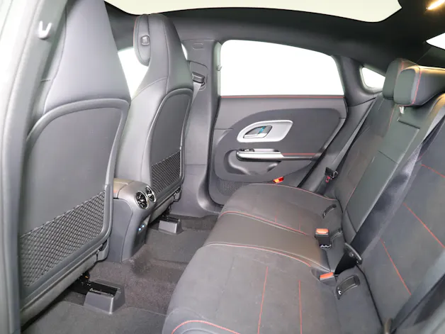Mercedes-Benz CLA 200 8G-DCT