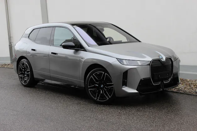 BMW iX M70 xDrive *0.9%-LEASINGAKTION* 🏖️JUNI-ANGEBOT🏖️