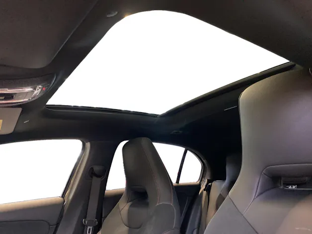 Mercedes-Benz A 220 AMG Line 4MATIC