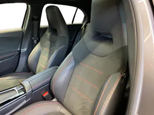 Mercedes-Benz A 220 AMG Line 4MATIC