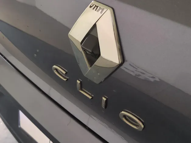 Renault Clio 1.6 E-Tech Intens