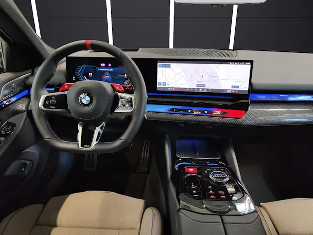BMW M5 xDrive