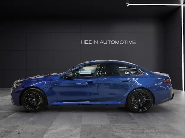 BMW M5 xDrive