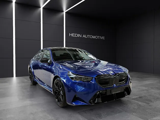 BMW M5 xDrive