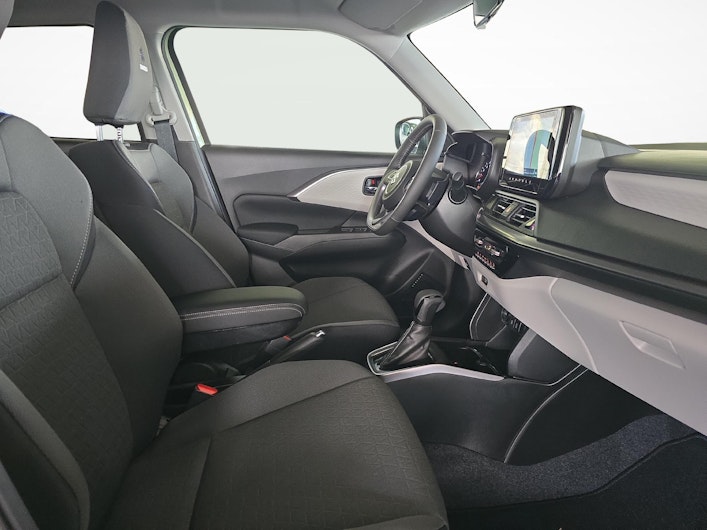 Fahrzeugbild SUZUKI SWIFT