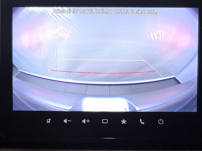 Vehicle image SUZUKI SWIFT