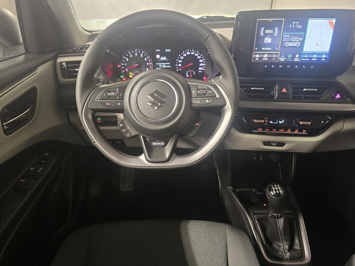 Vehicle image SUZUKI SWIFT