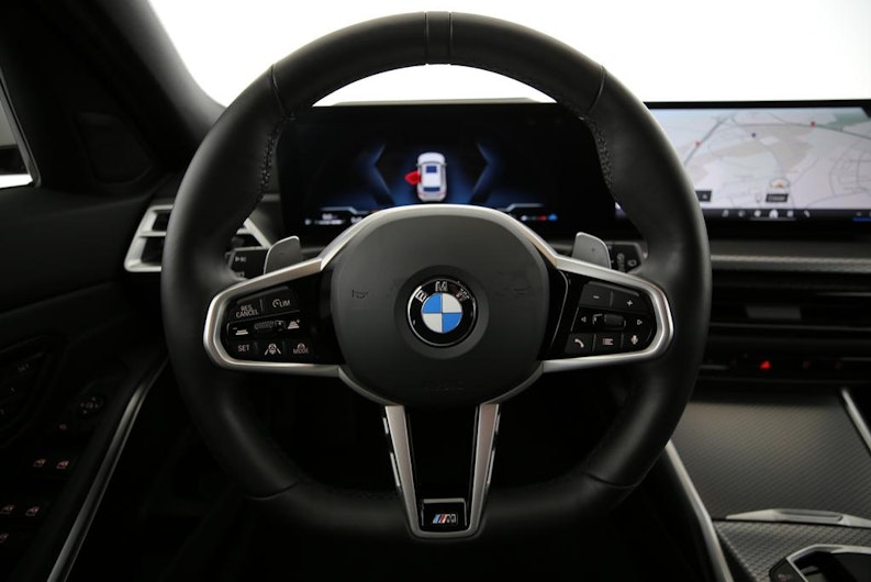 Vehicle image BMW 3 SERIES