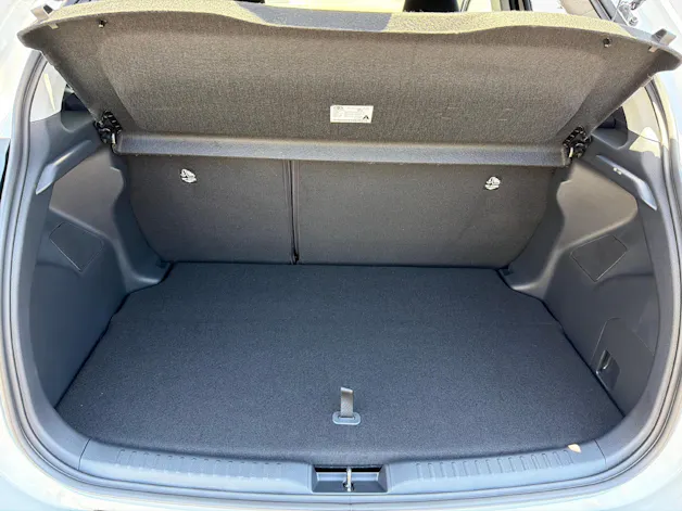 Toyota Yaris 1.5 VVT-i HSD Trend