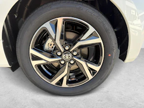 https://vehicle.imgix.net/4186830/af3ce91d-0991-4bf7-86ad-d0a18eac2529.jpg