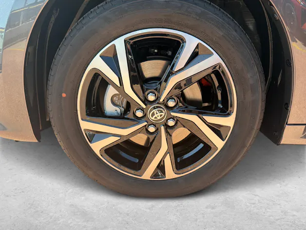 Toyota Yaris 1.5 VVT-i HSD Trend