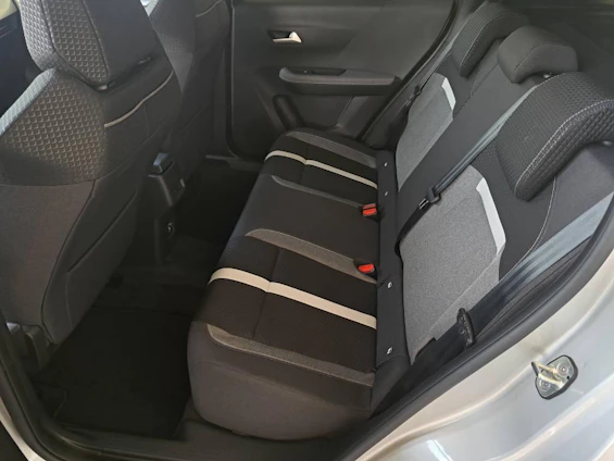 image du véhicule 9 image du véhicule 9