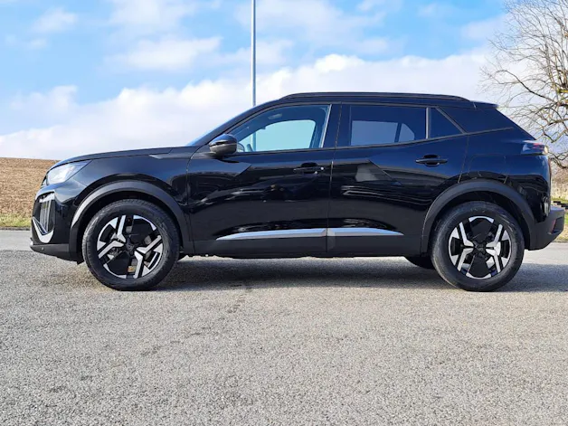 Peugeot 2008 1.2 Hybrid 145cv Allure (8 ans de garantie)