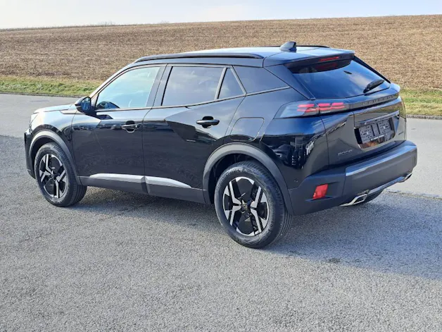 Peugeot 2008 1.2 Hybrid 145cv Allure (8 ans de garantie)