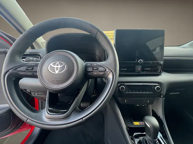 Toyota Yaris 1.5 VVT-i HSD Trend 116