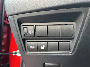 Toyota Yaris 1.5 VVT-i HSD Trend 116