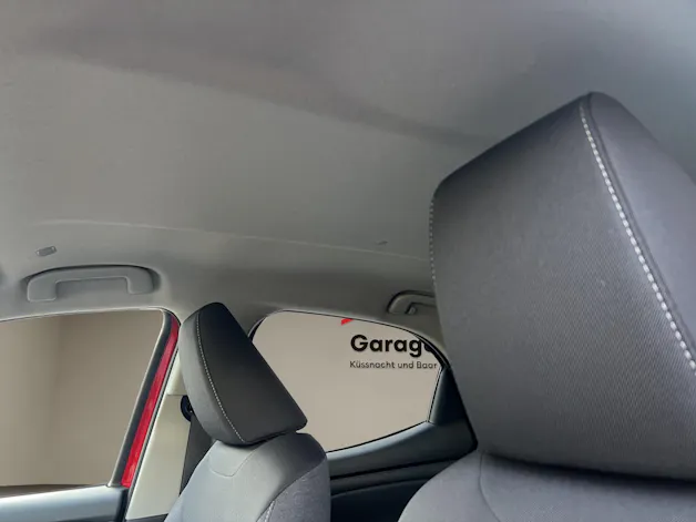 Toyota Yaris 1.5 VVT-i HSD Trend 116
