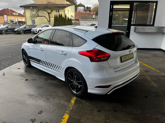 Ford Focus 1.0i EcoB 125 ST-Line