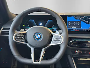 BMW 330e xDrive Touring M Sport Pro