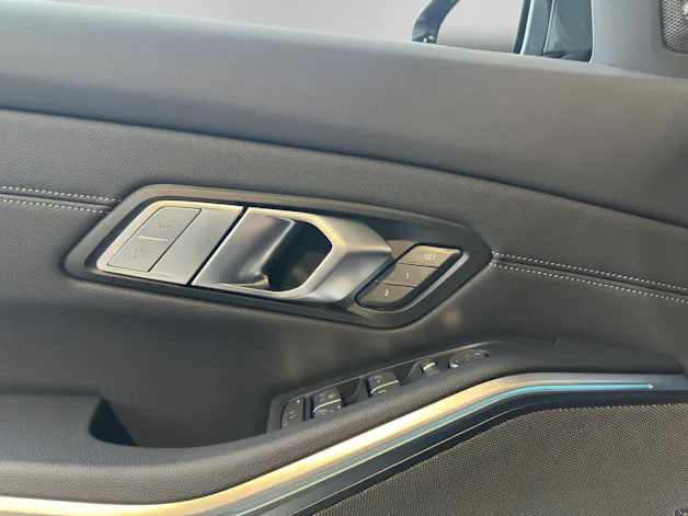 BMW 330e xDrive Touring M Sport Pro