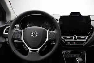 Suzuki S-Cross 1.4 T Sakura Top Hybrid 4x4