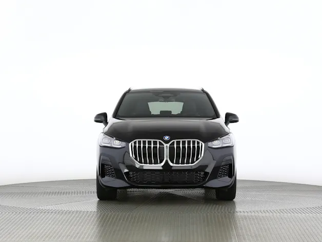 BMW 230e xDrive paddles Active Tourer