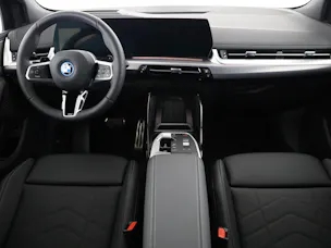 BMW 230e xDrive paddles Active Tourer