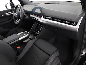 BMW 230e xDrive paddles Active Tourer