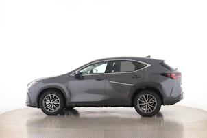 Fahrzeugbild LEXUS NX 450h+ Comfort