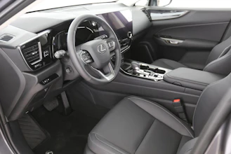 https://vehicle.imgix.net/4187073/f54bc2d0-545a-4dab-b684-3fa7c9cc7362.jpg